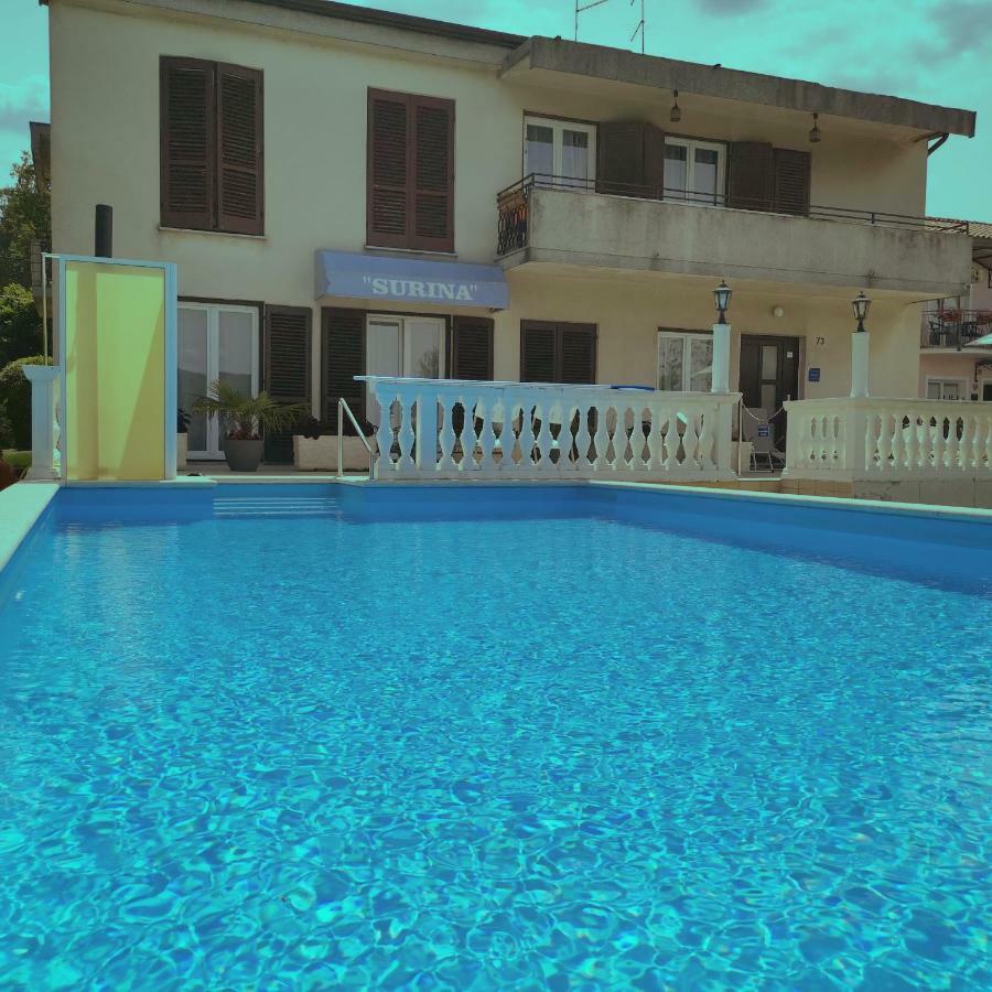 Guest House Surina App Surina'S Green Holiday Rupa Exteriör bild
